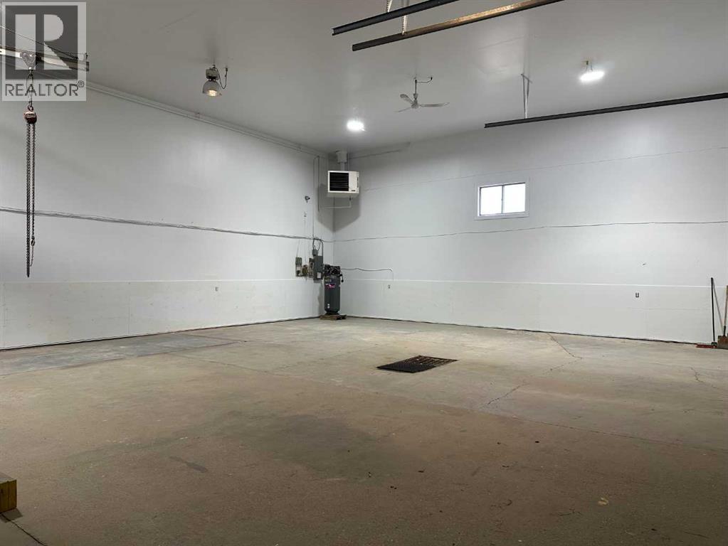 11434 91 Avenue - Photo 14