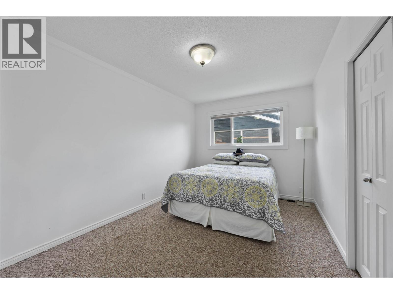 855 Lethbridge Avenue - 17