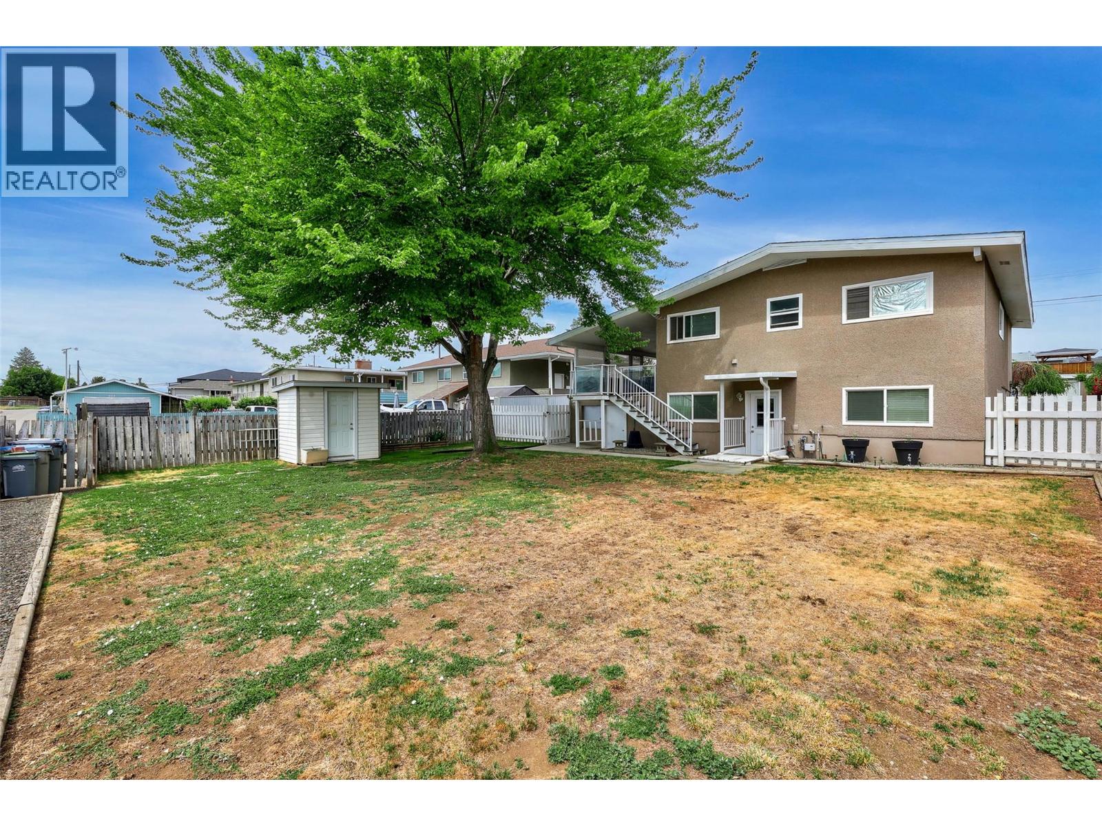 855 Lethbridge Avenue - 30