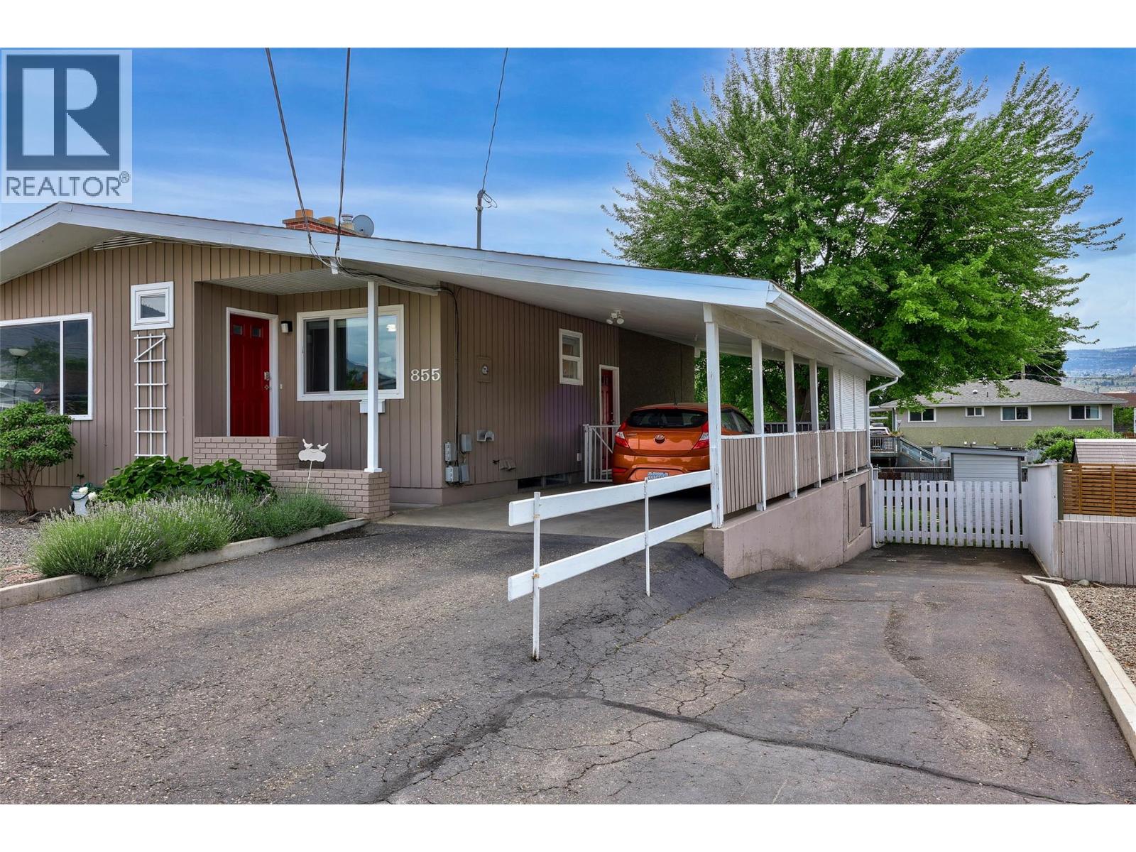 855 Lethbridge Avenue - 36