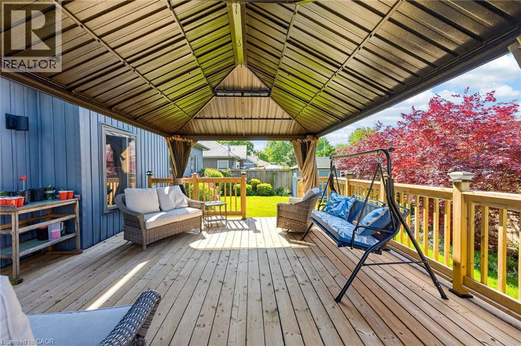58 POSTMA Drive - 37