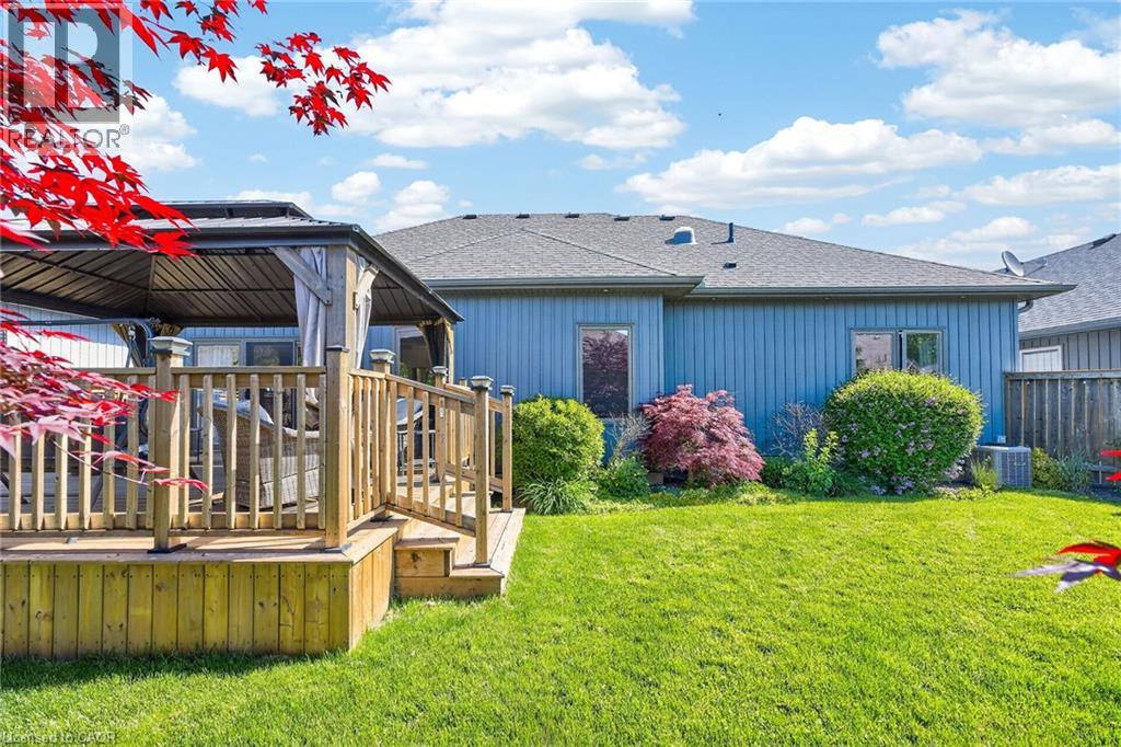 58 POSTMA Drive - 40