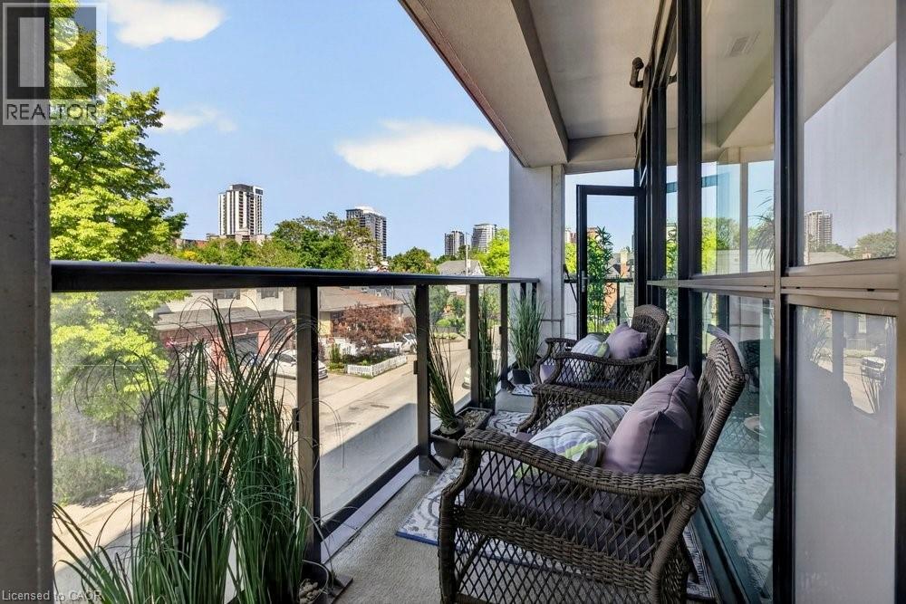 #212 101 LOCKE Street S - 12