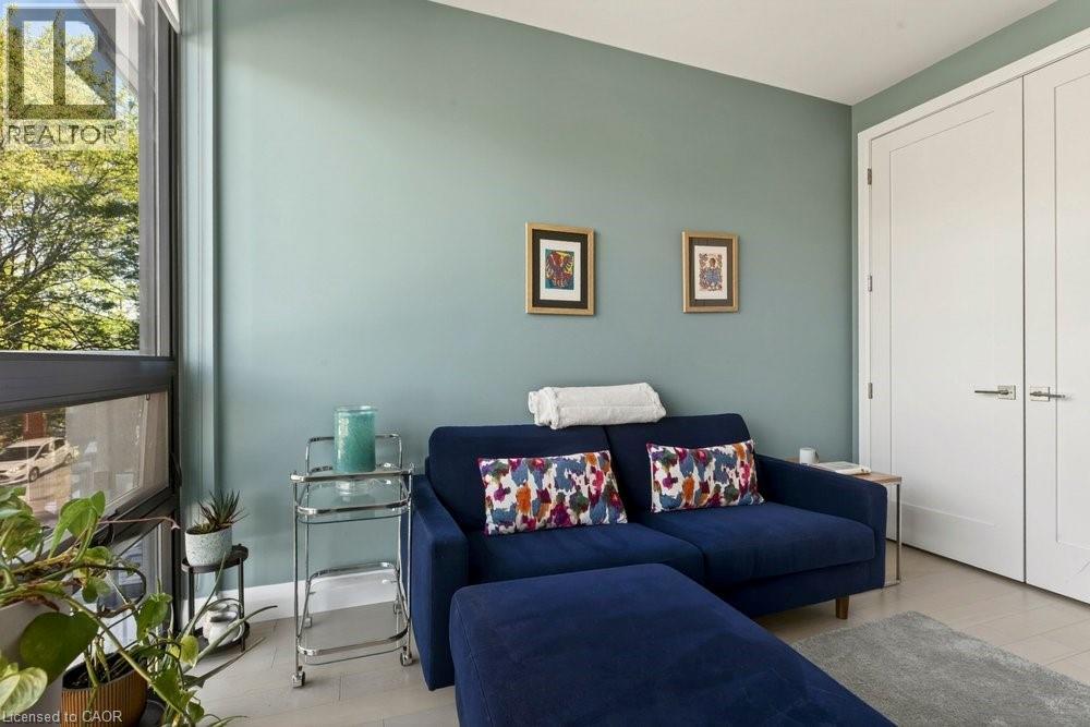 #212 101 LOCKE Street S - 17