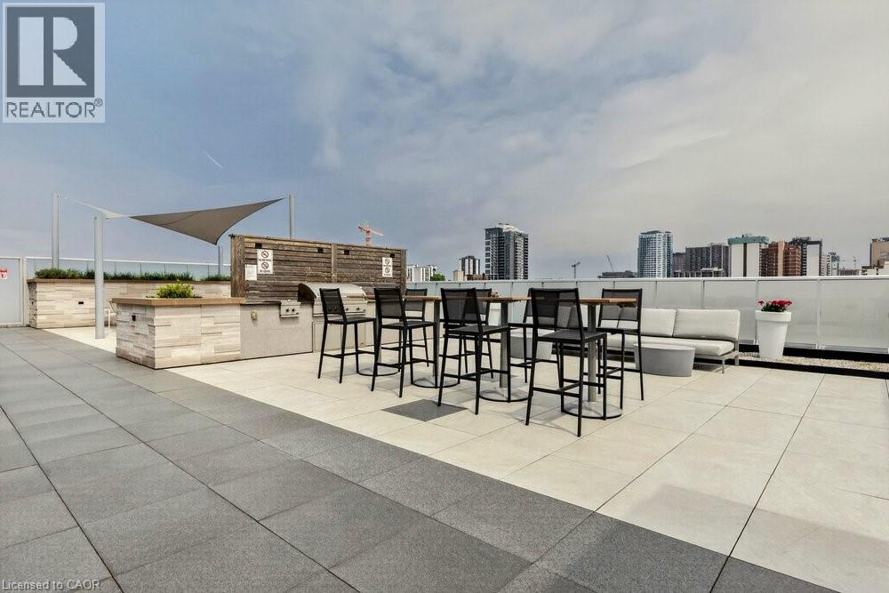 #212 101 LOCKE Street S - 32