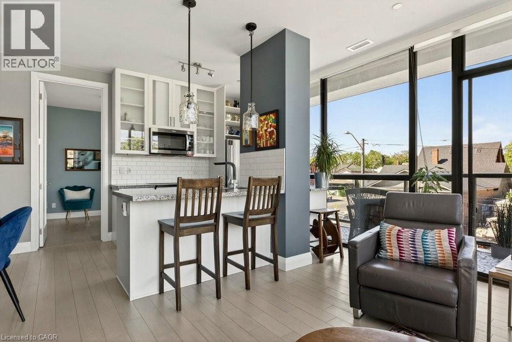 #212 101 LOCKE Street S - 7