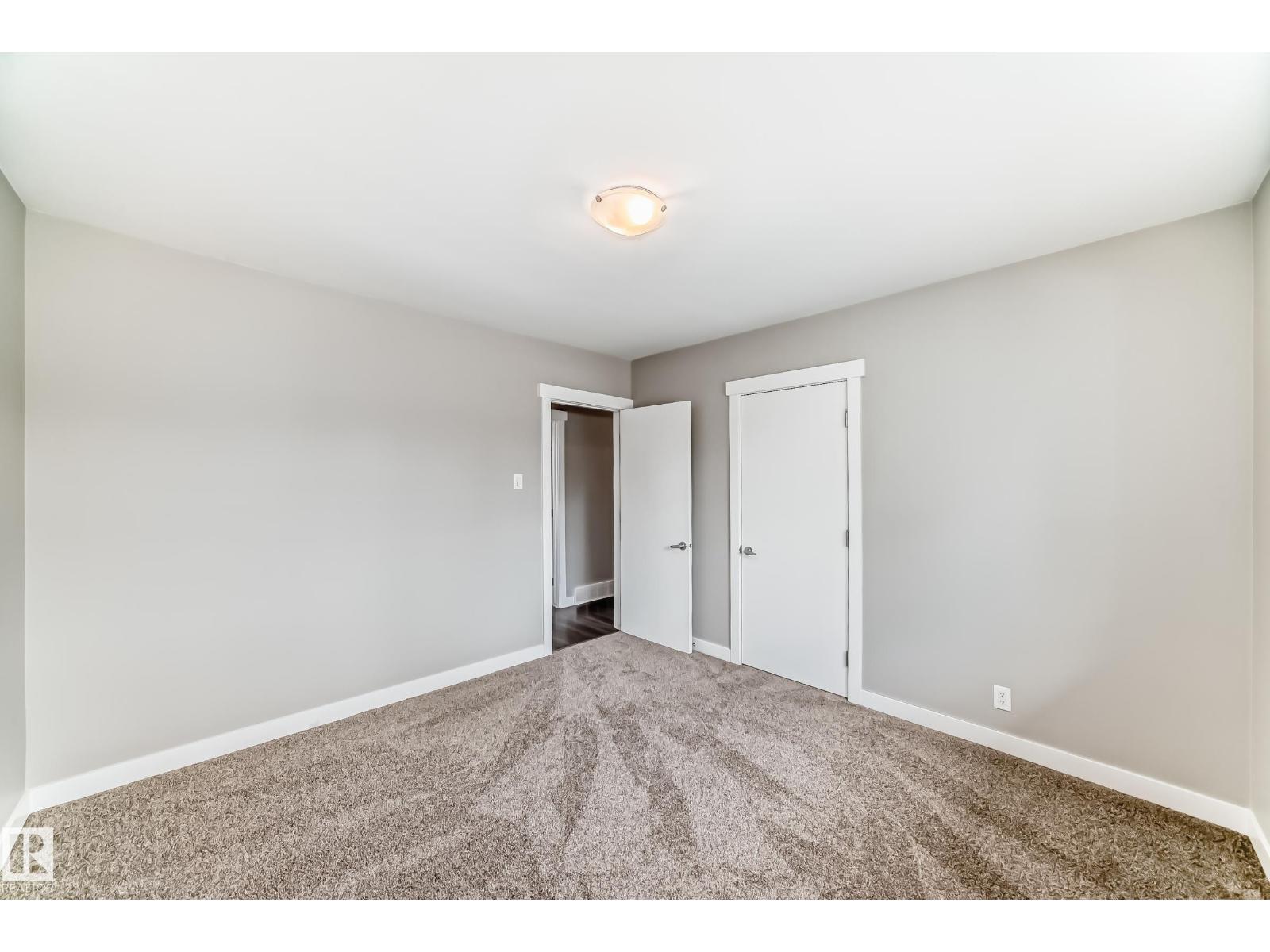 10521 163 ST NW - 19