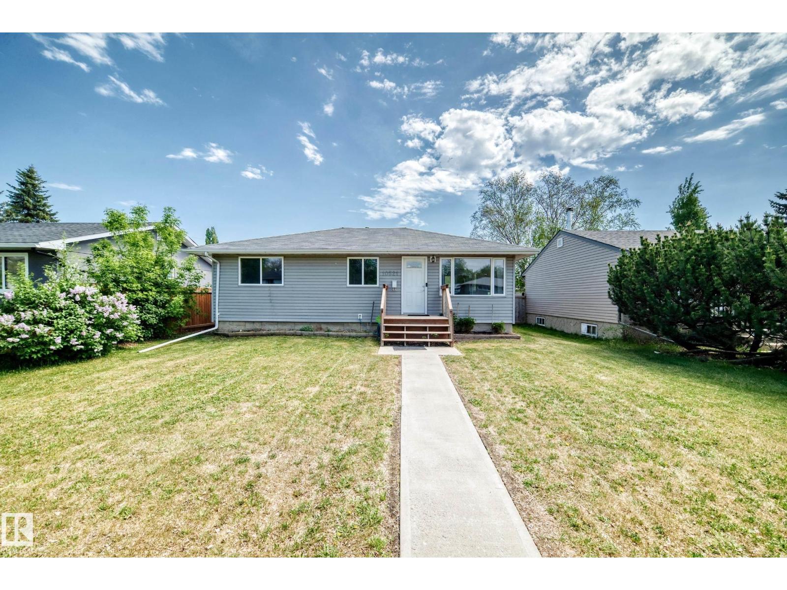 10521 163 ST NW exterior