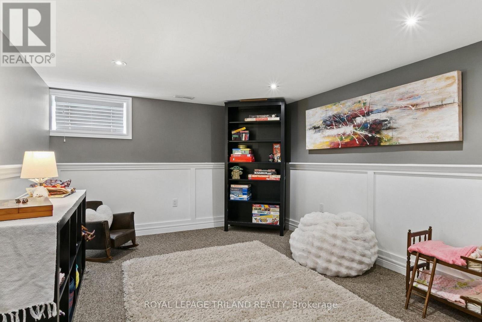 298 SUNSET DRIVE - 20
