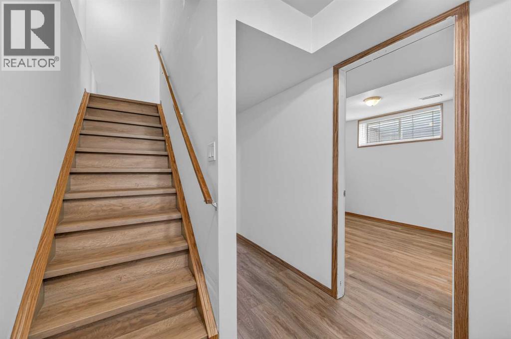 126 Evansmeade Crescent NW - 27