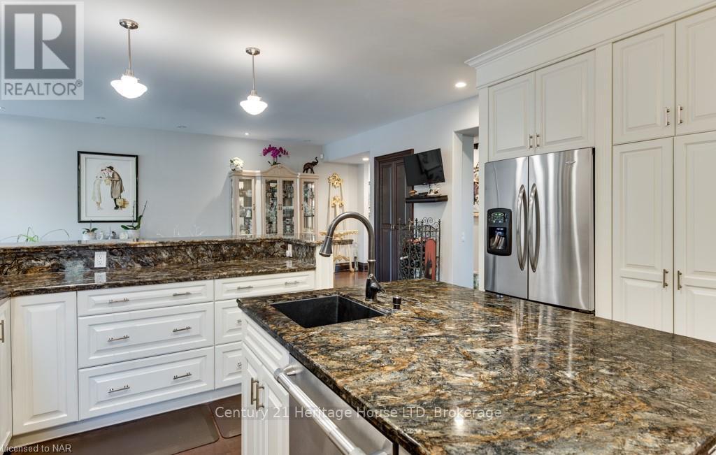 4025 NIAGARA RIVER PARKWAY - 22