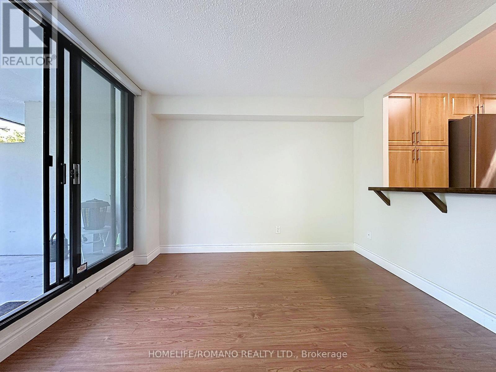 #102 50 BAIF BOULEVARD - 26