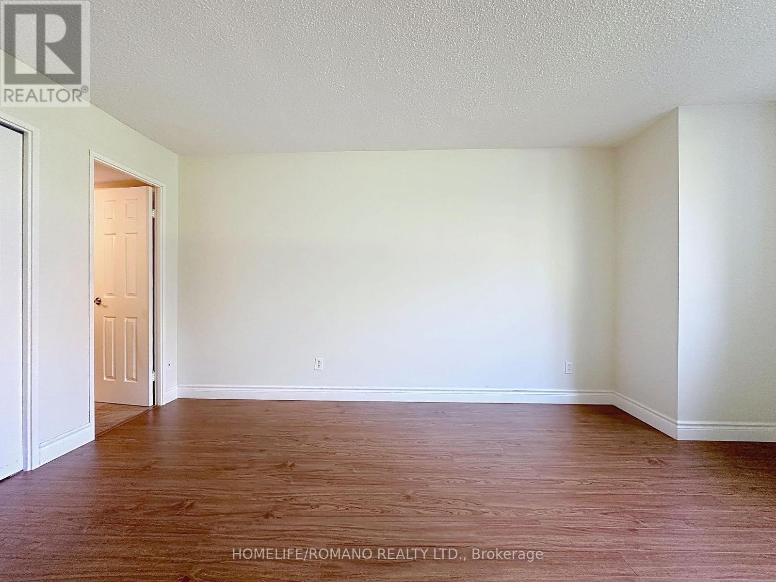 #102 50 BAIF BOULEVARD - 44