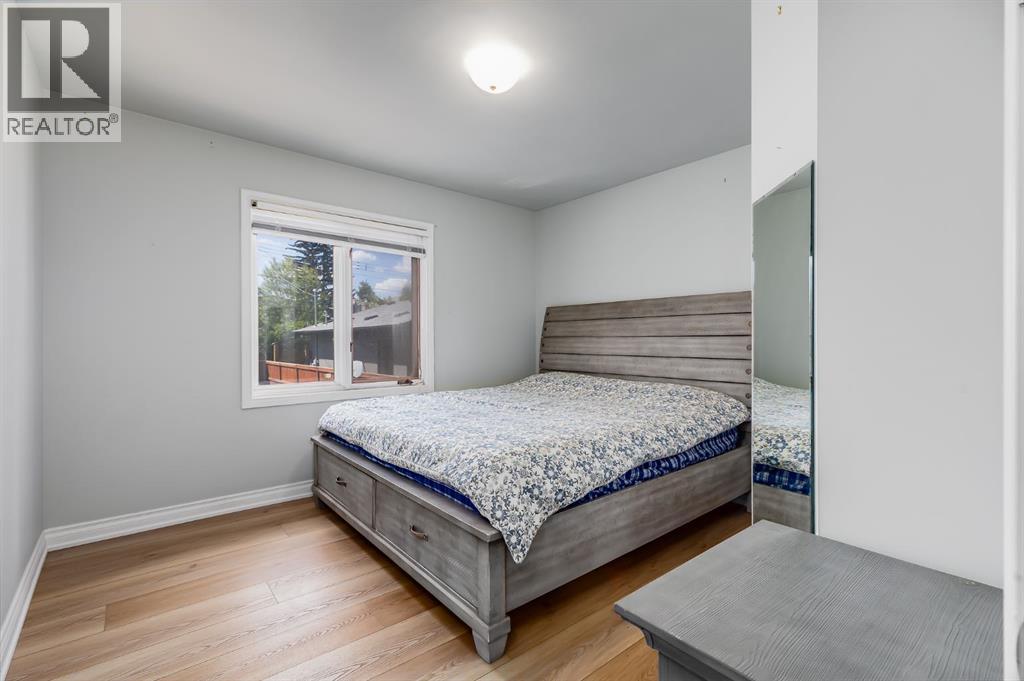 1811 13 Avenue NW - 22