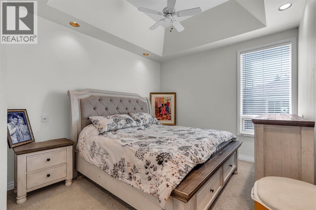1811 13 Avenue NW - 18