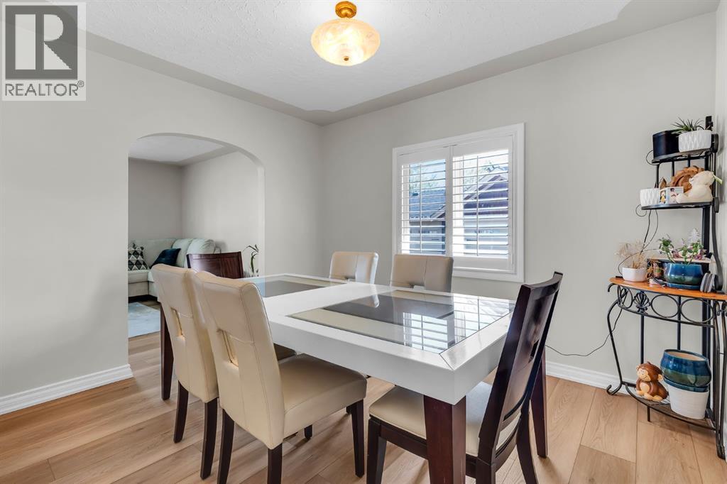 1811 13 Avenue NW - 6