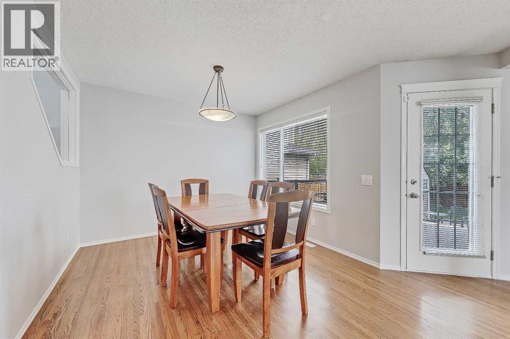 36 Mt Selkirk Close SE - 11