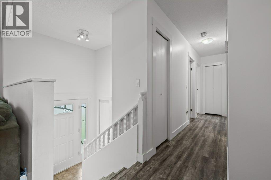  900 Hickory Road, Kelowna