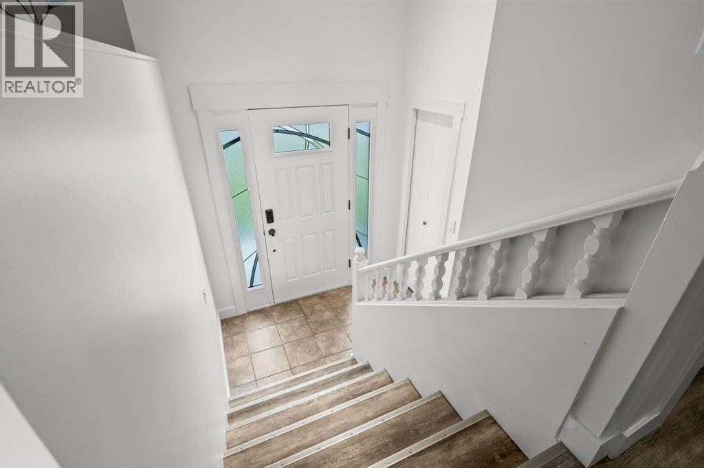  900 Hickory Road, Kelowna