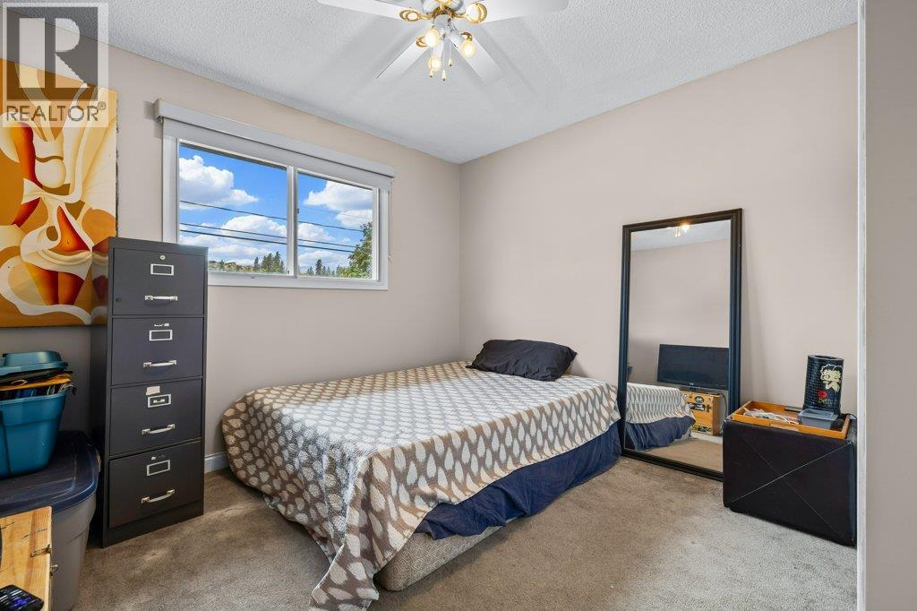  900 Hickory Road, Kelowna