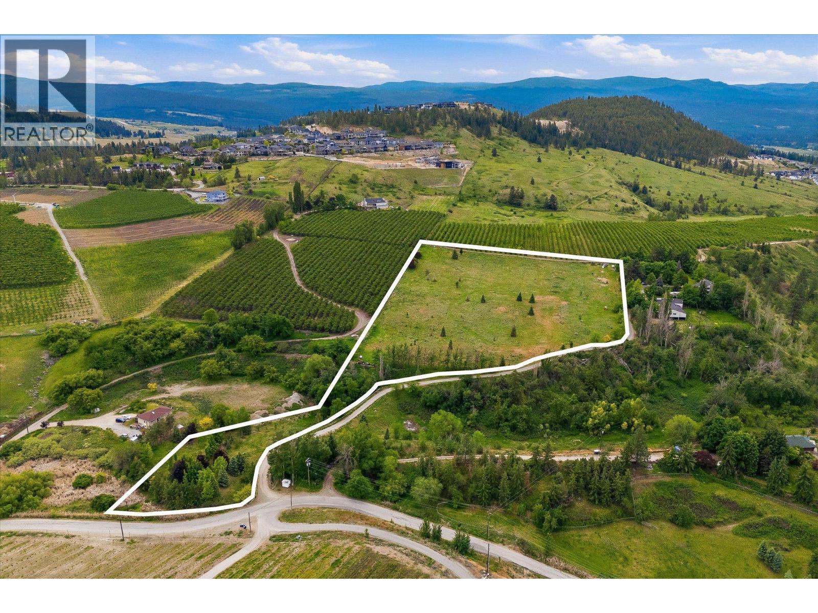 1735 Swainson Road photo 2
