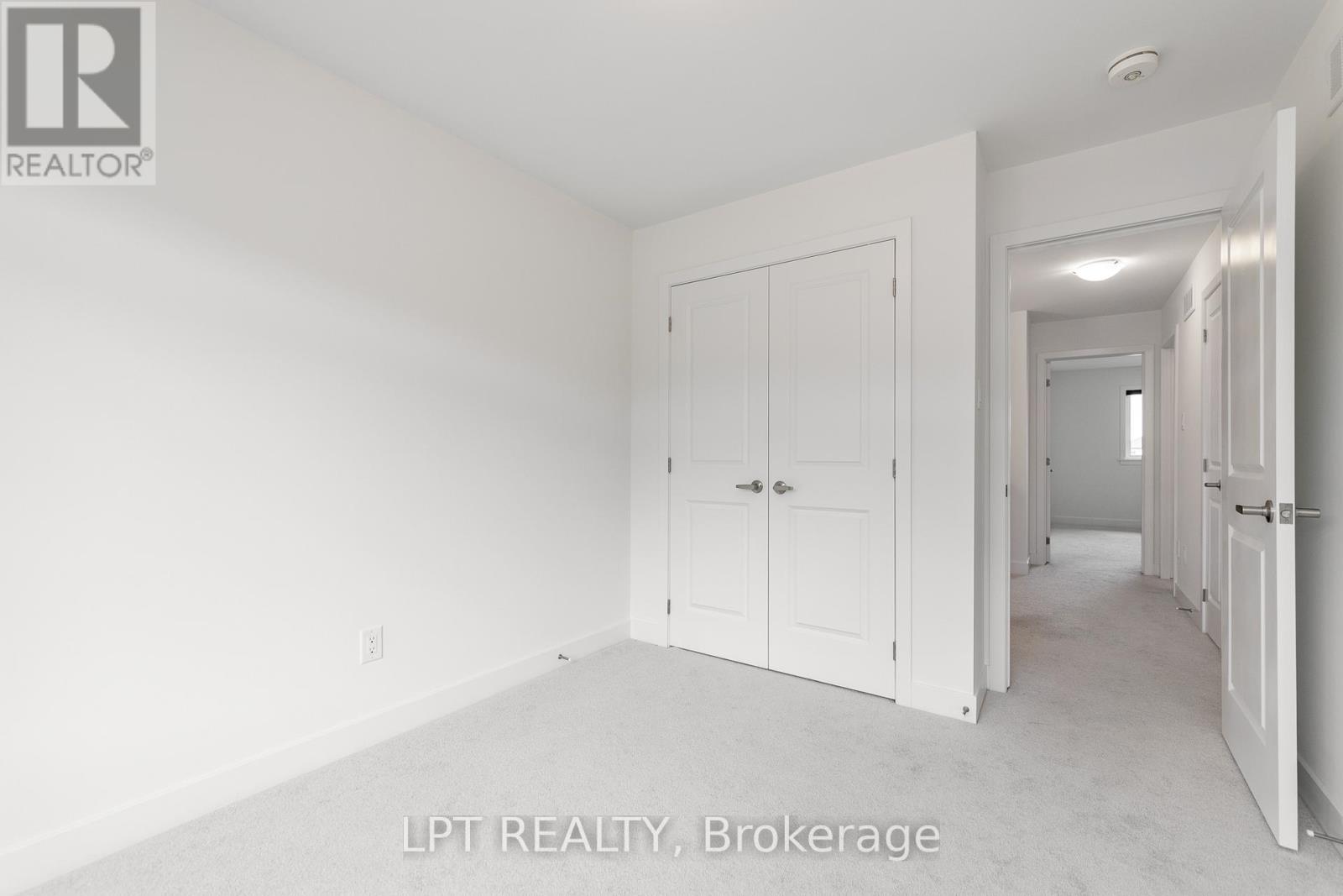557 TAHOE HEIGHTS - 24