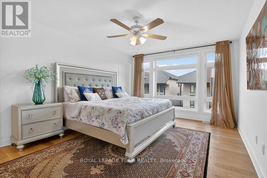 950 ISLINGTON WAY - 29
