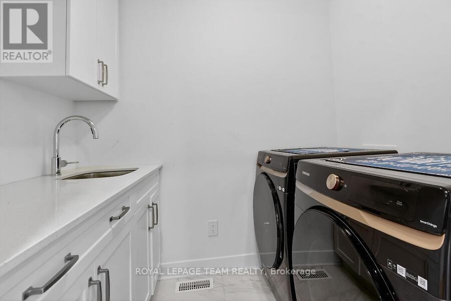 950 ISLINGTON WAY - 38