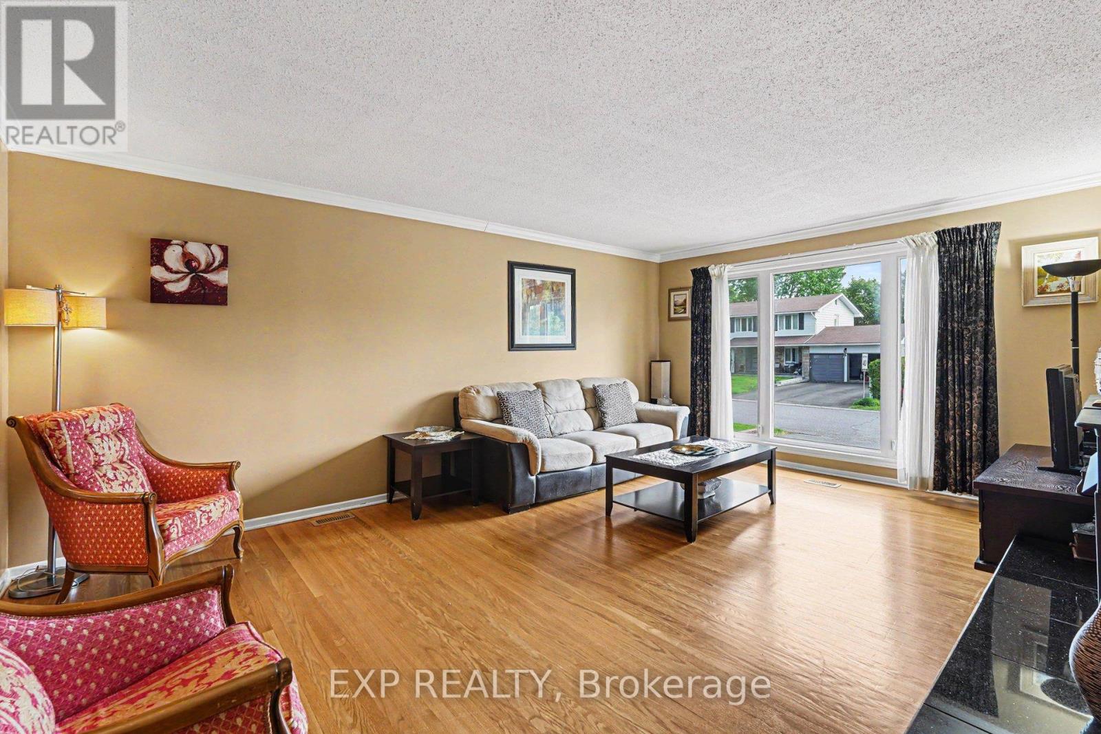 47 LANGHOLM CRESCENT - 6