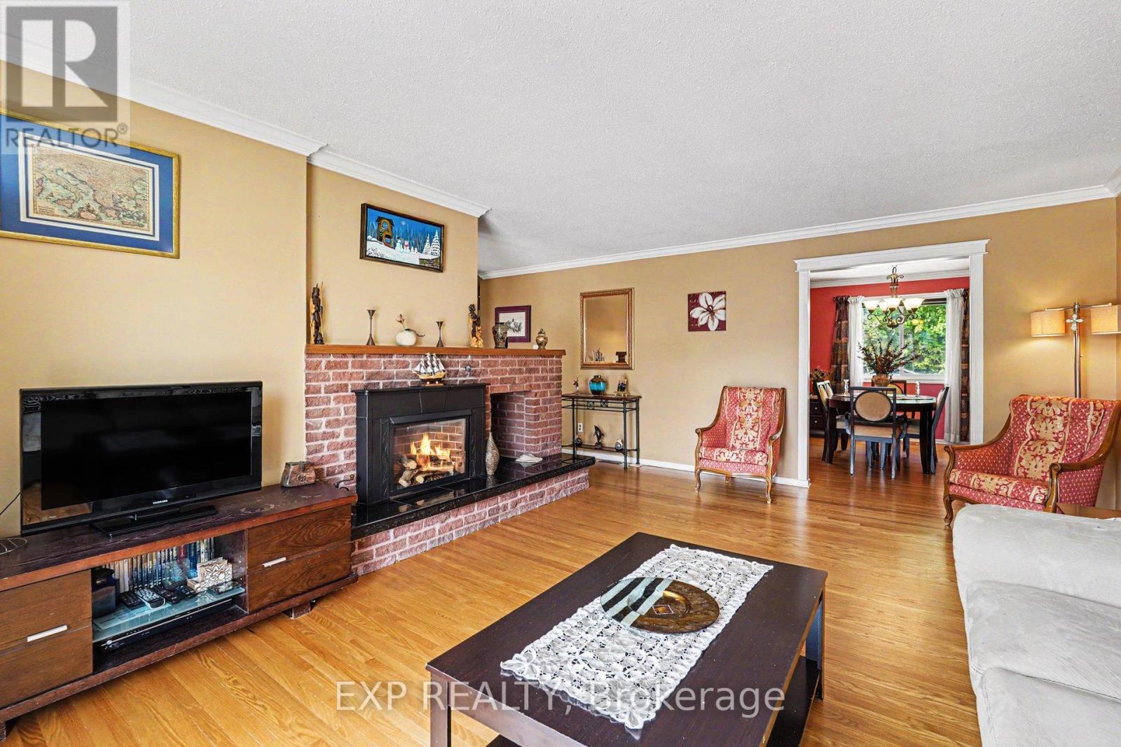 47 LANGHOLM CRESCENT - 9