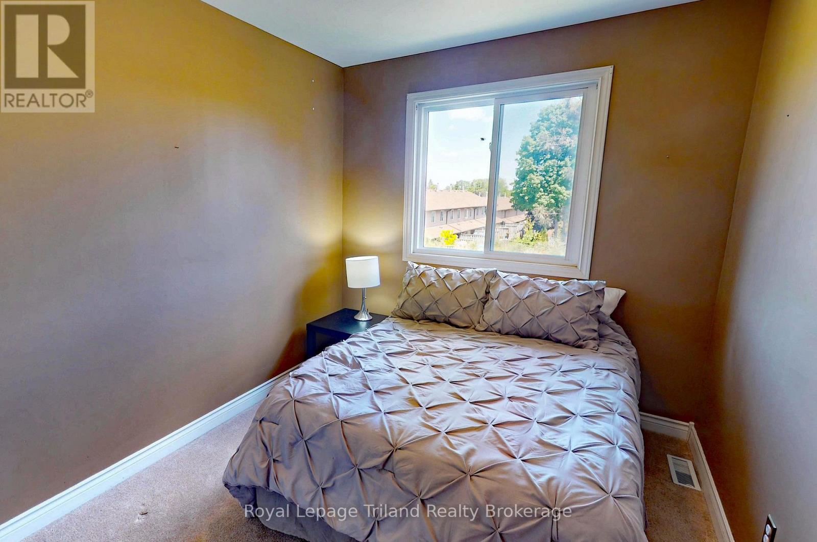 #34 46 CONESTOGA ROAD - 12