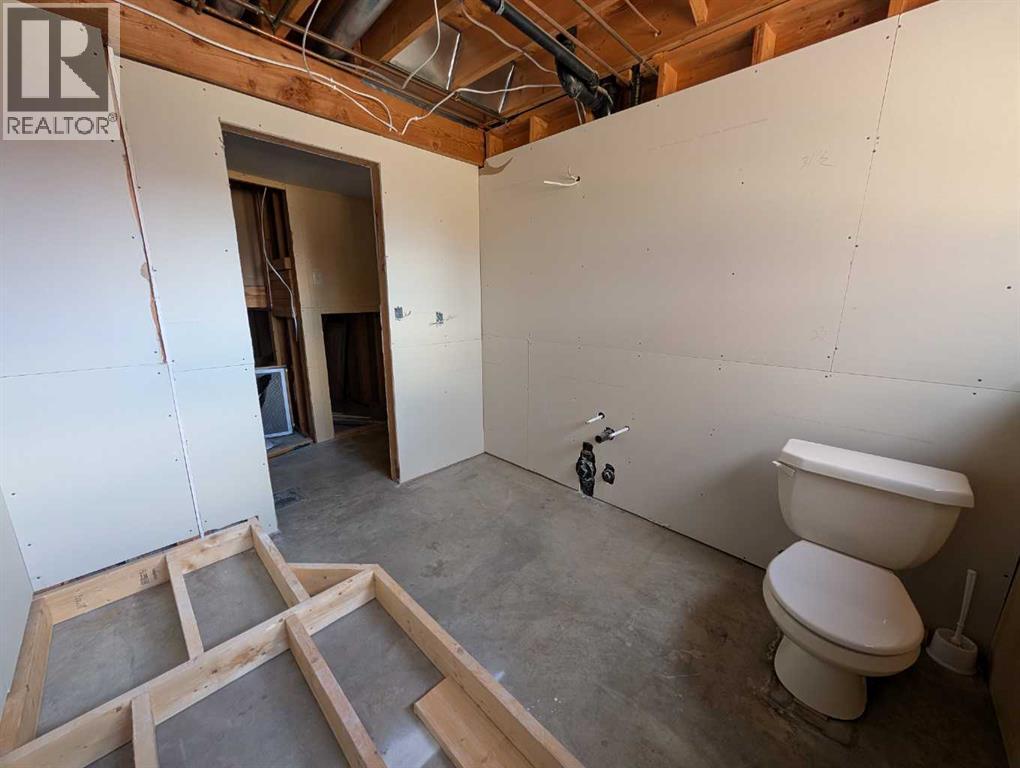 422 Main Street S — photo 20