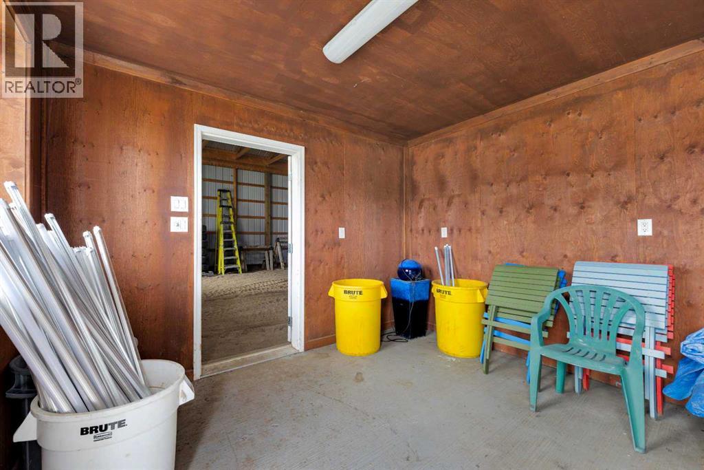 28125 Highway 587 — photo 48