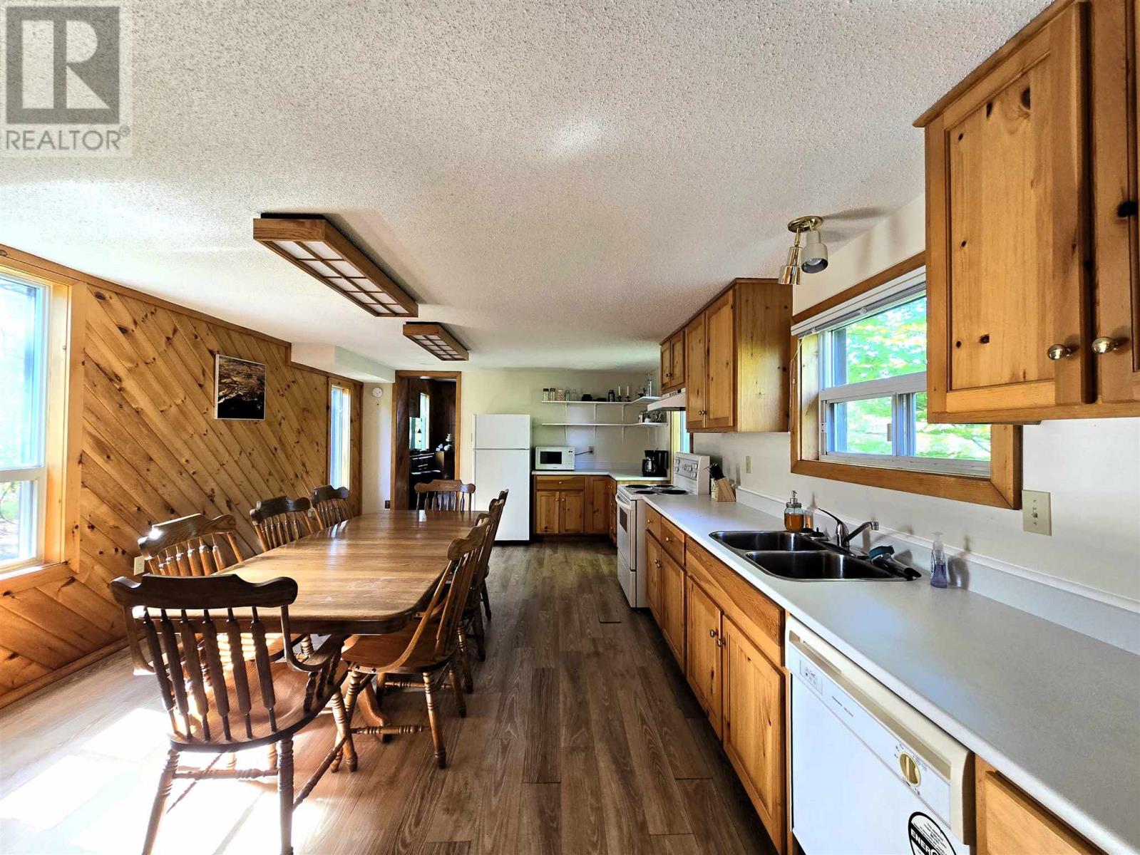 35 Pine Ridge RD - Image 6