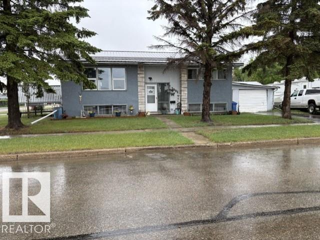 5002 41 Ave