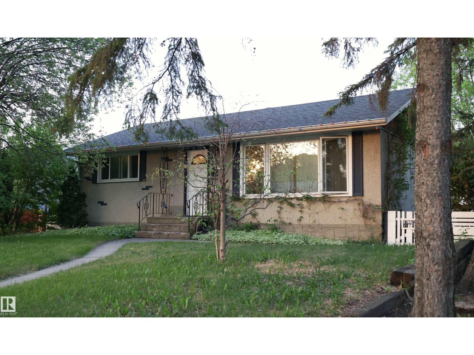12231 47 ST NW