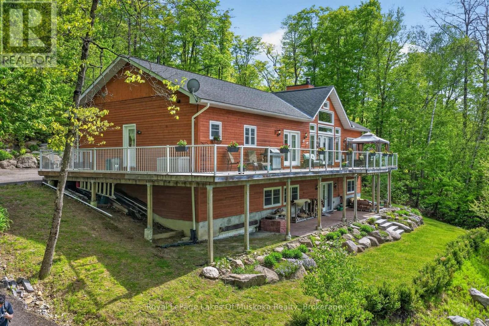 400 MARKLES ROAD - 1