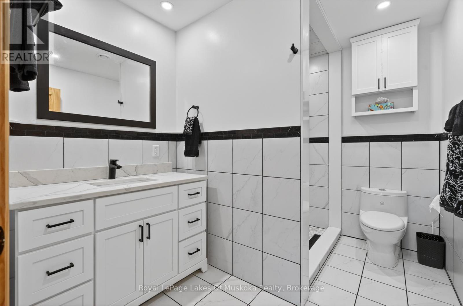 400 MARKLES ROAD - 30