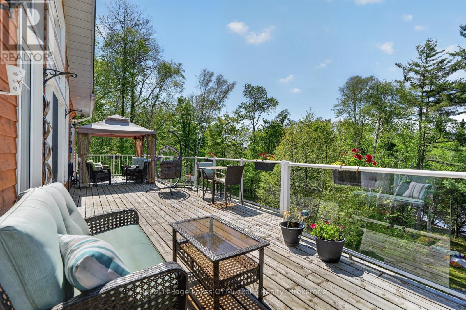 400 MARKLES ROAD - 35