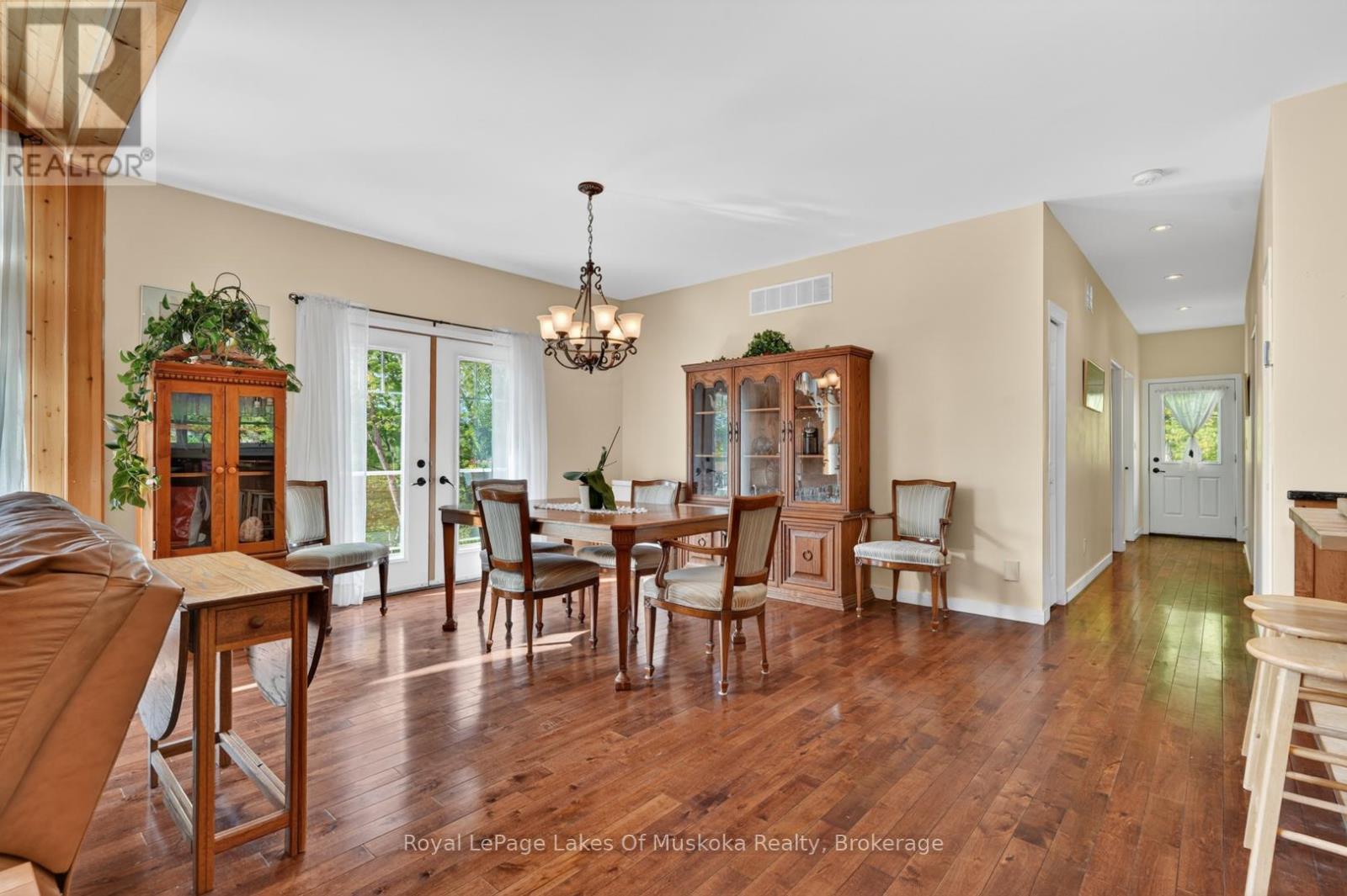 400 MARKLES ROAD - 9