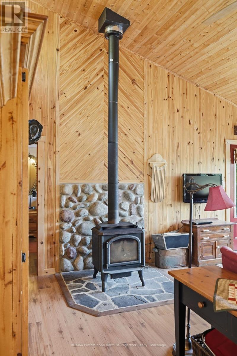 2301 SUMCOT ROAD - 28