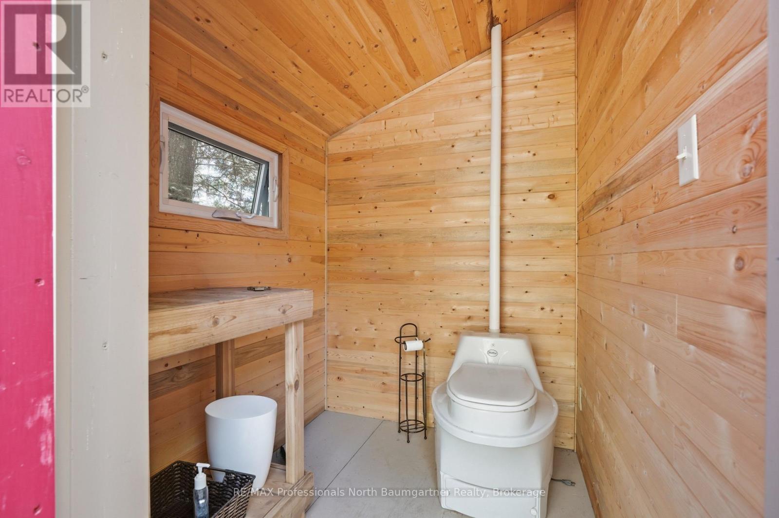 2301 SUMCOT ROAD - 31