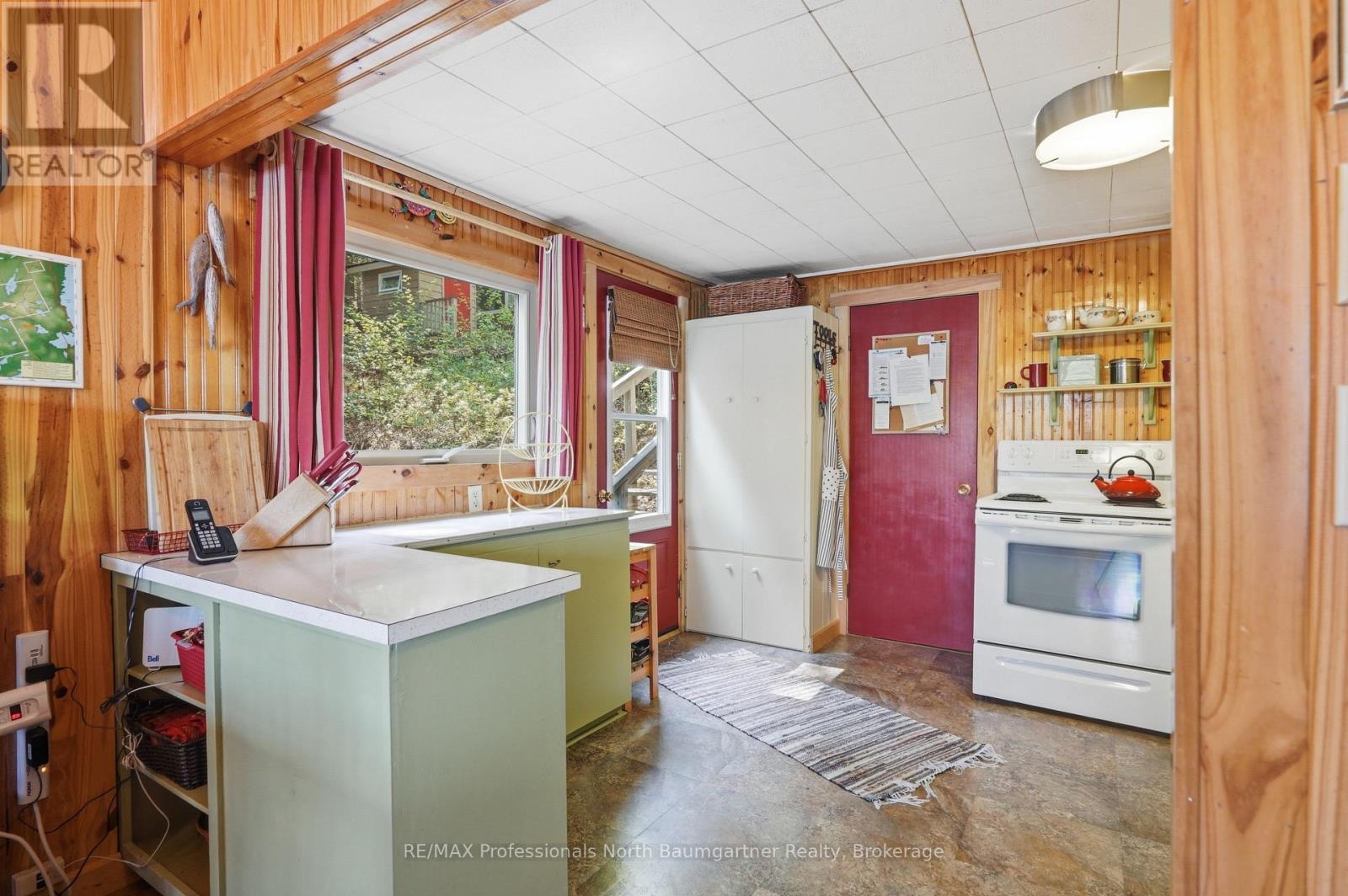 2301 SUMCOT ROAD - 6
