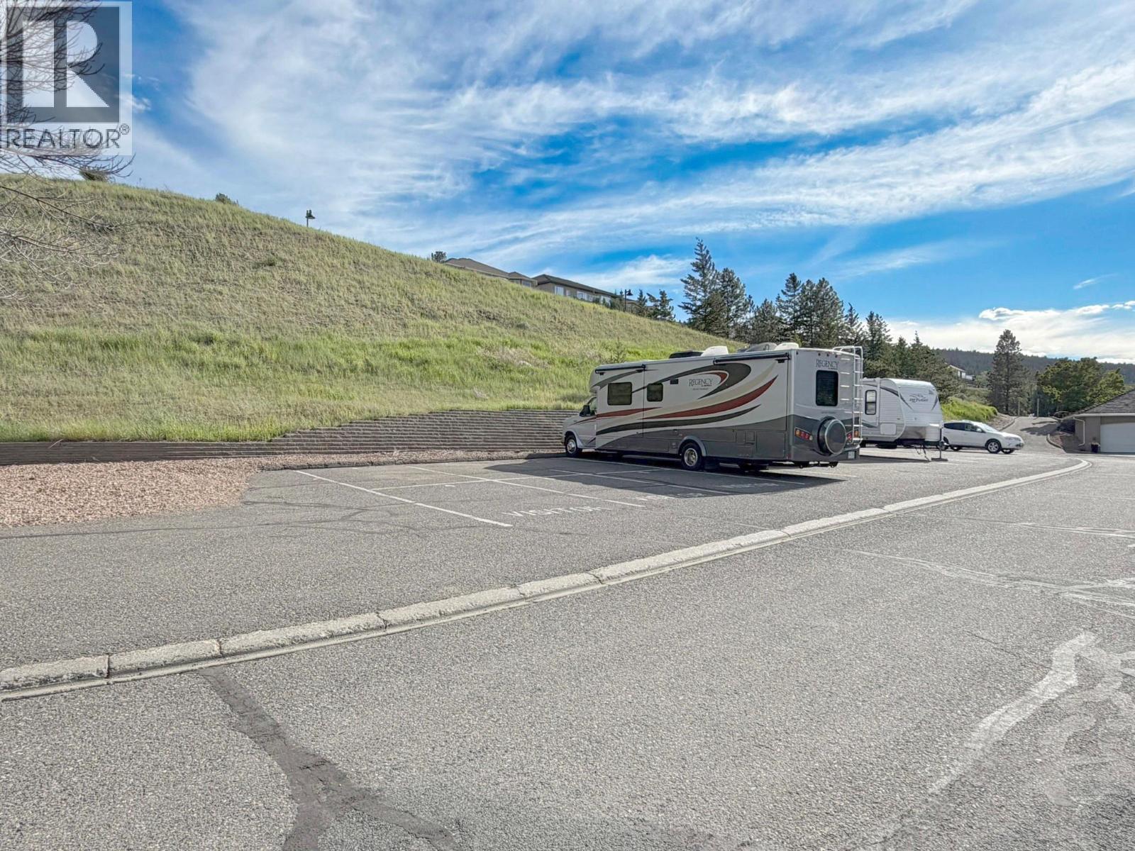 #33 2080 PACIFIC Way - 33