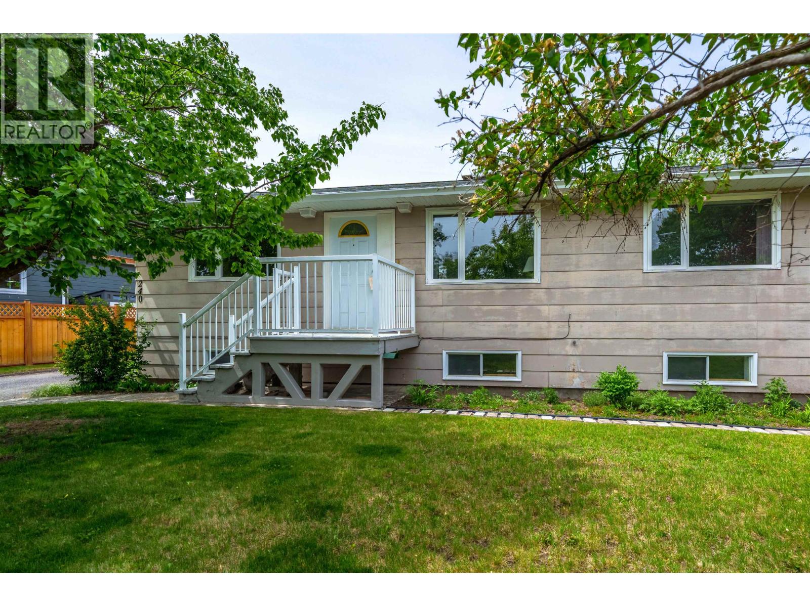 240 DOGWOOD AVENUE - 1
