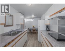 240 Dogwood Avenue, 100 Mile House, BC V0K2E0 Photo 11