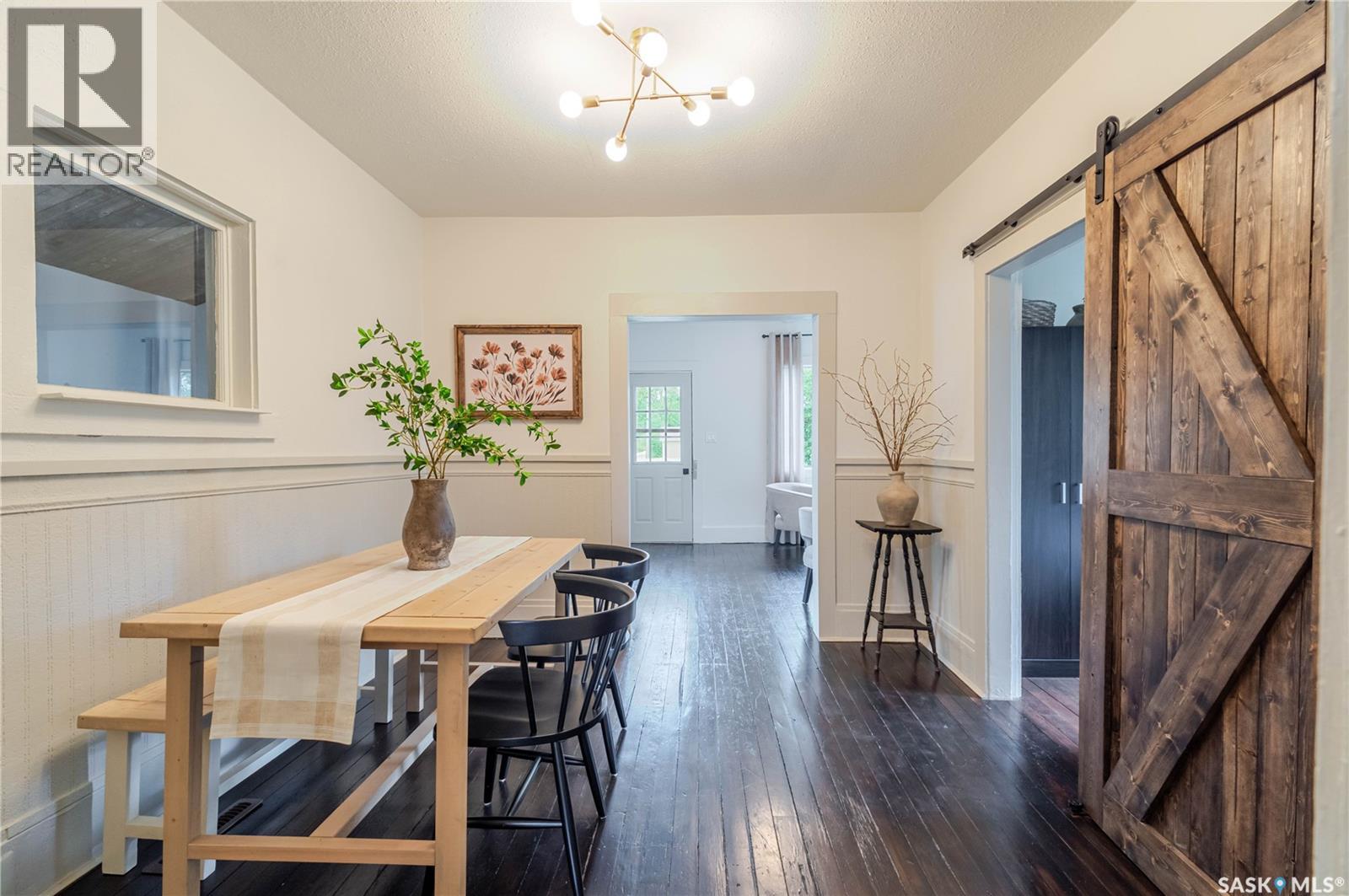 1102 IROQUOIS STREET W - 12