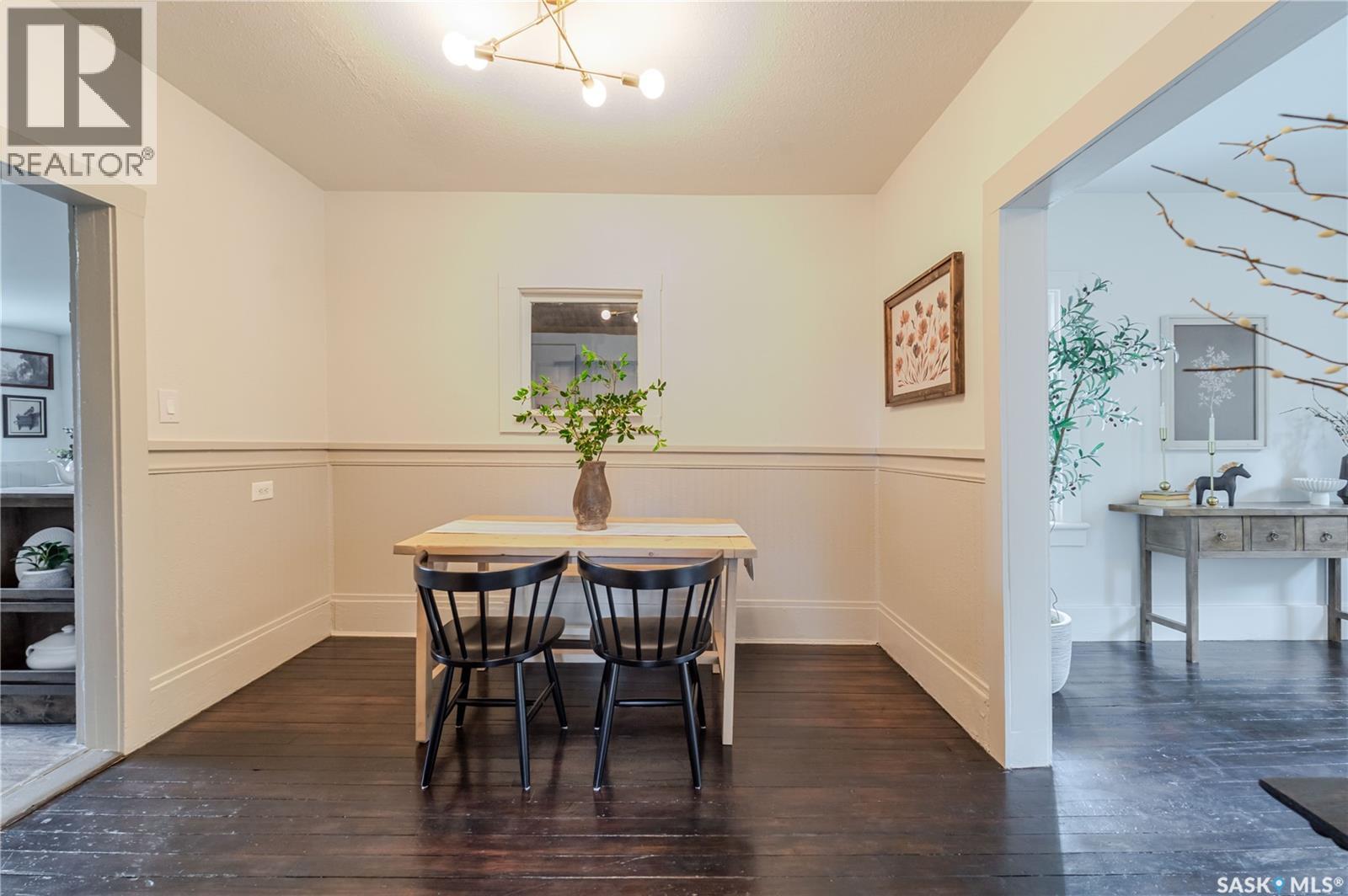1102 IROQUOIS STREET W - 13