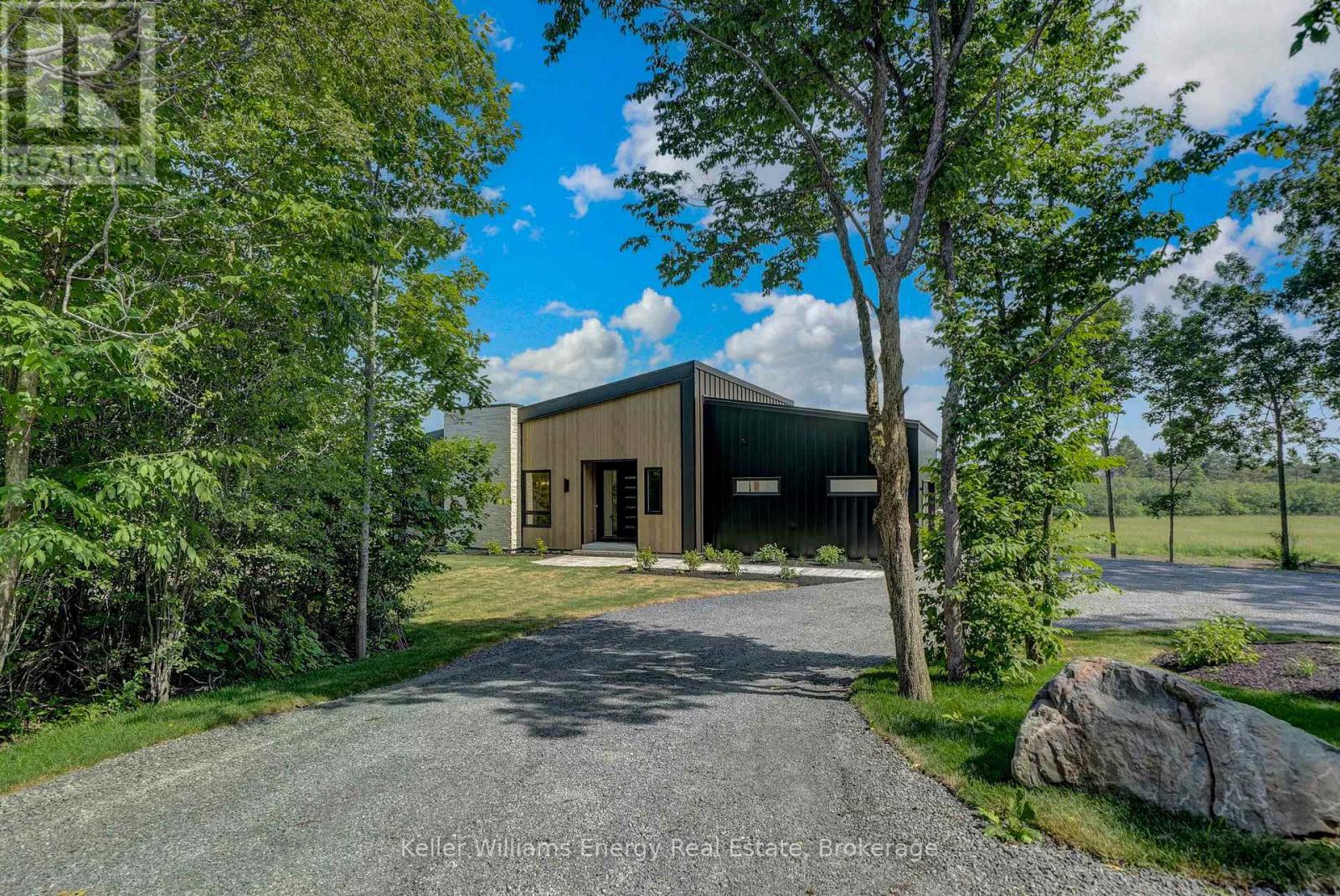 13 PARTRIDGE HOLLOW ROAD - Image 2