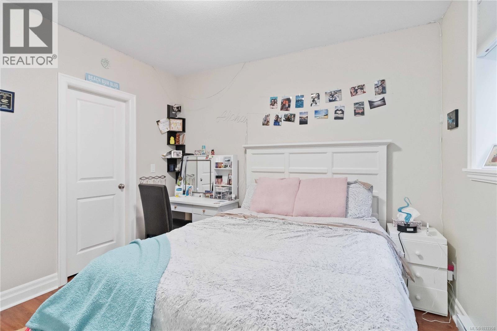#3 6995 Nordin Rd - 64